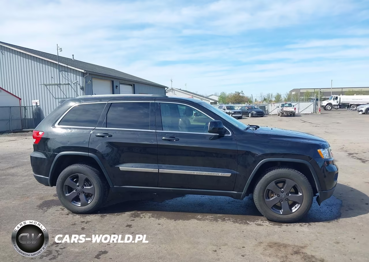 2013 Jeep Grand Cherokee Laredo VIN:1C4RJFAG2DC543468 - 13