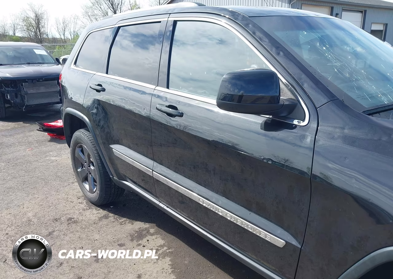 2013 Jeep Grand Cherokee Laredo VIN:1C4RJFAG2DC543468 - 19