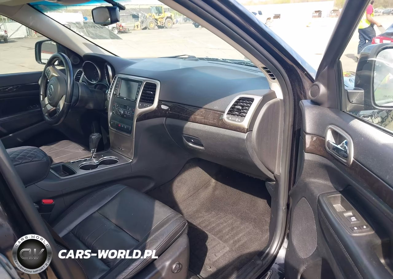 2013 Jeep Grand Cherokee Laredo VIN:1C4RJFAG2DC543468 - 5