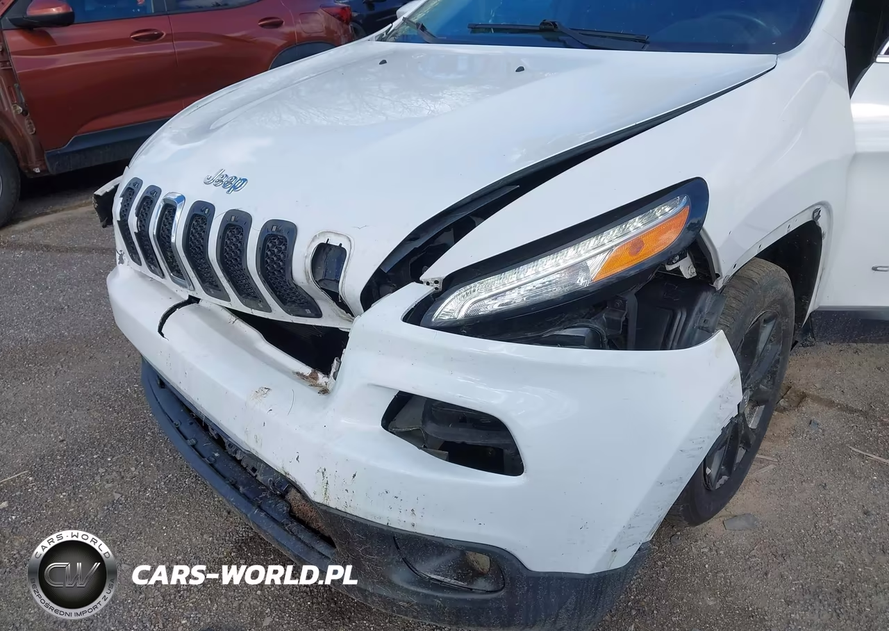 2016 Jeep Cherokee Latitude VIN:1C4PJLCB3GW374412 - 6