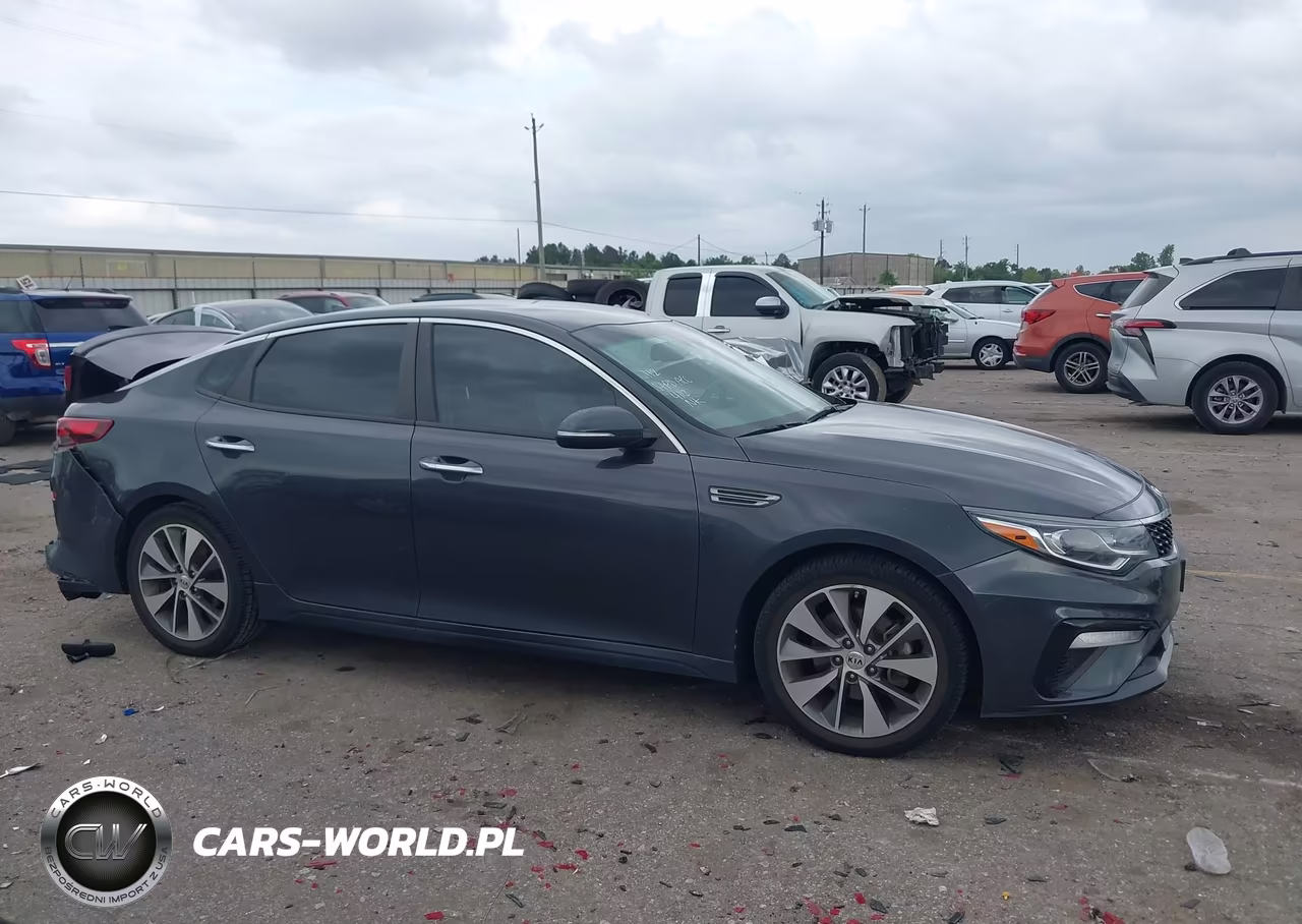 2019 Kia Optima S VIN:5XXGT4L30KG284721 - 13