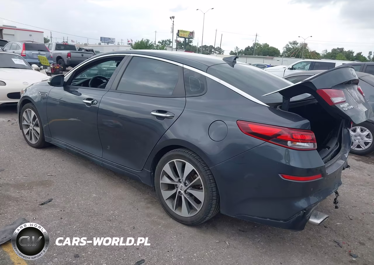 2019 Kia Optima S VIN:5XXGT4L30KG284721 - 3