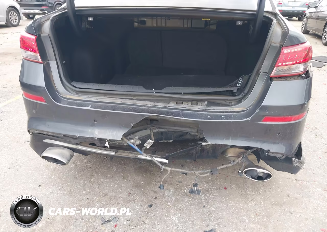 2019 Kia Optima S VIN:5XXGT4L30KG284721 - 6