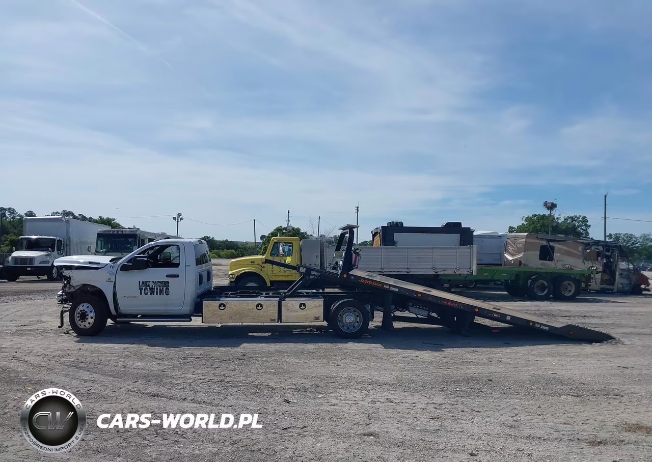 2024 Ram 5500 Chassis Tradesman-Slt VIN:3C7WRNDL6RG107521 - 17