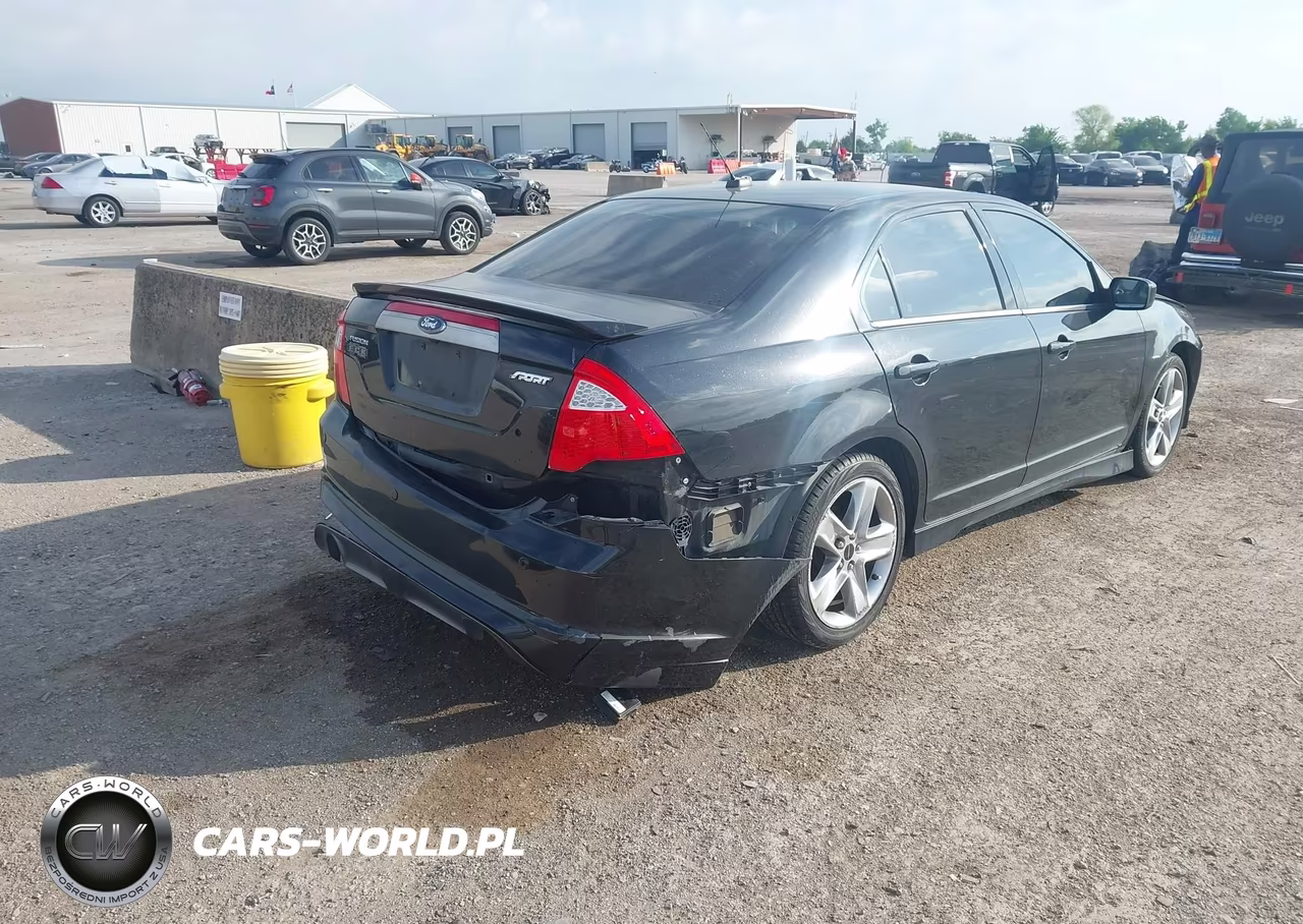 2011 Ford Fusion Sport VIN:3FAHP0KC5BR297796 - 4
