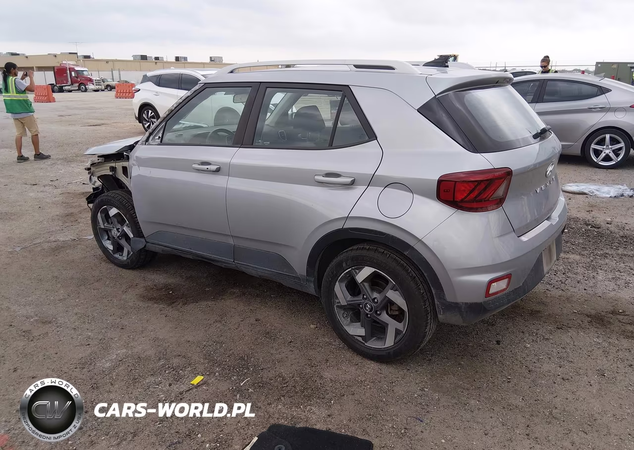 2020 Hyundai Venue Sel VIN:KMHRC8A39LU022240 - 3