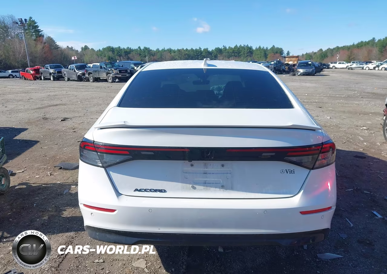 2023 Honda Accord Hybrid Touring VIN:1HGCY2F85PA042541 - 16