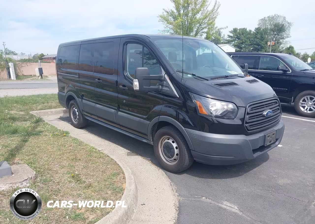 2018 Ford Transit-150 Xl