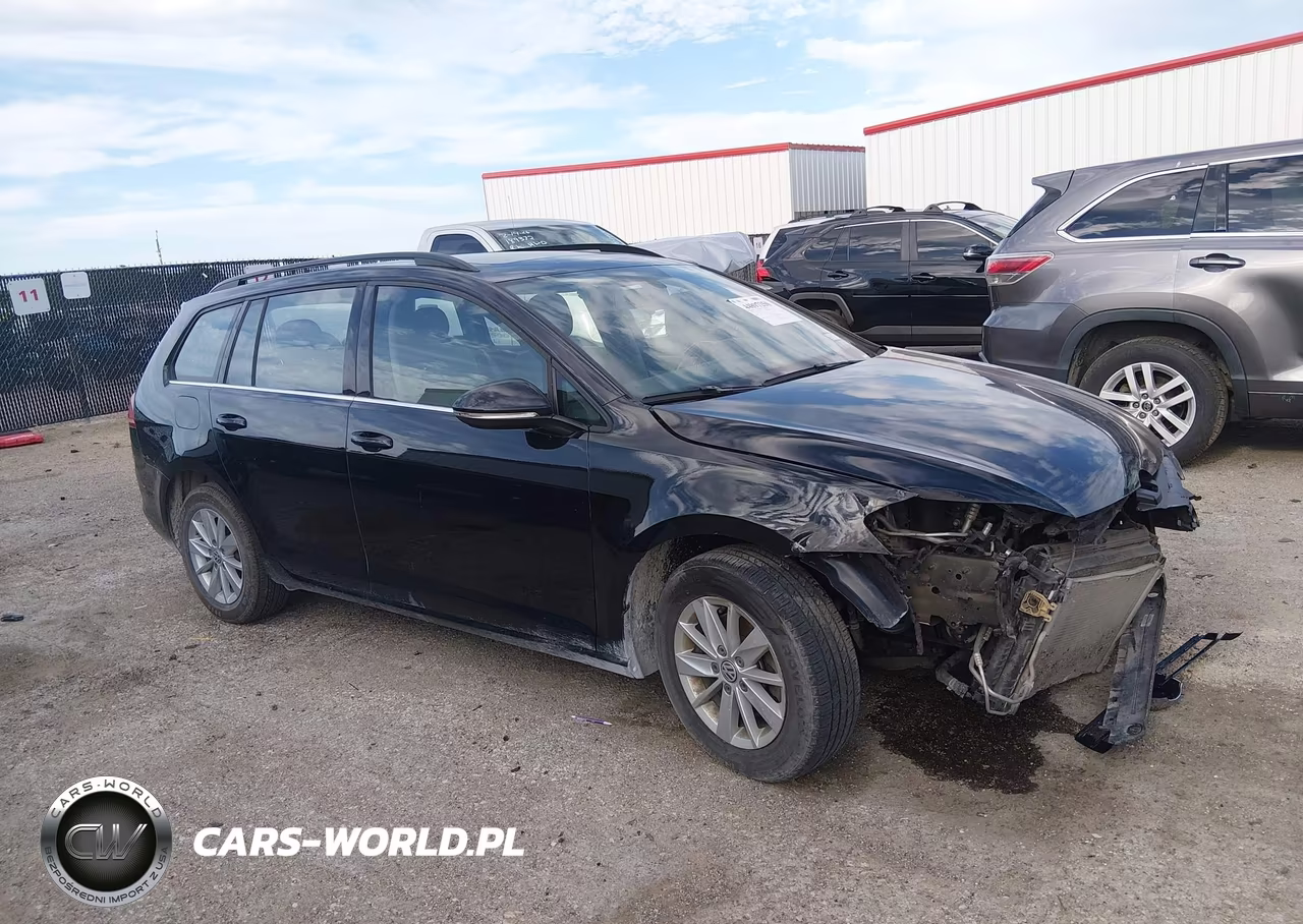 2015 Volkswagen Golf Sportwagen Tdi Se 4-Door