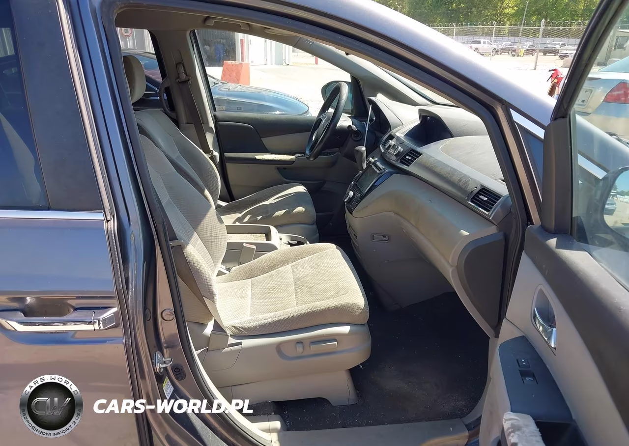 2016 Honda Odyssey Se VIN:5FNRL5H38GB141825 - 5