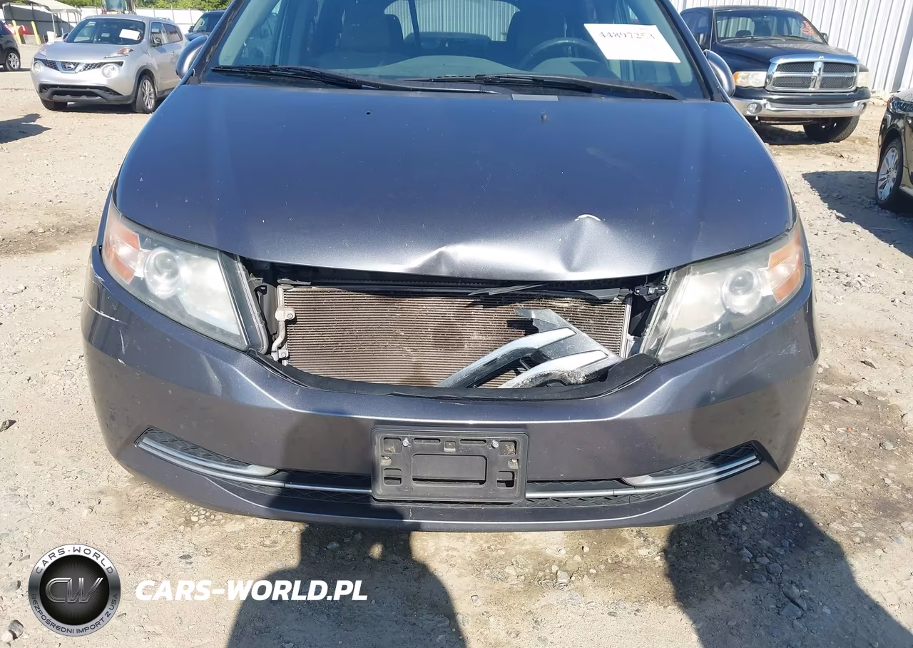 2016 Honda Odyssey Se VIN:5FNRL5H38GB141825 - 6