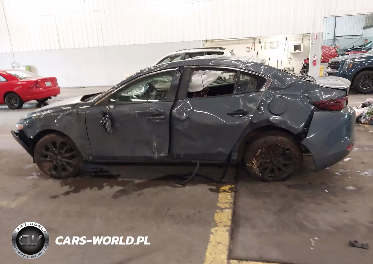 2023 Mazda Mazda3 2.5 S Carbon Edition VIN:3MZBPACM5PM366713 - 14