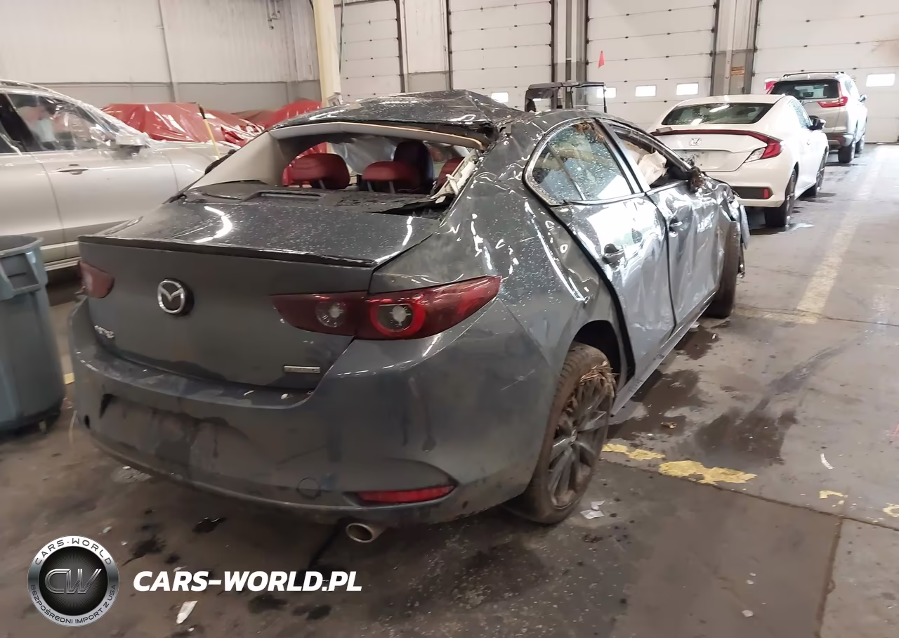2023 Mazda Mazda3 2.5 S Carbon Edition VIN:3MZBPACM5PM366713 - 4