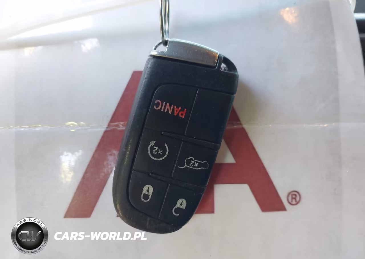 2018 Jeep Grand Cherokee Altitude 4X2 VIN:1C4RJEAG5JC512026 - 11