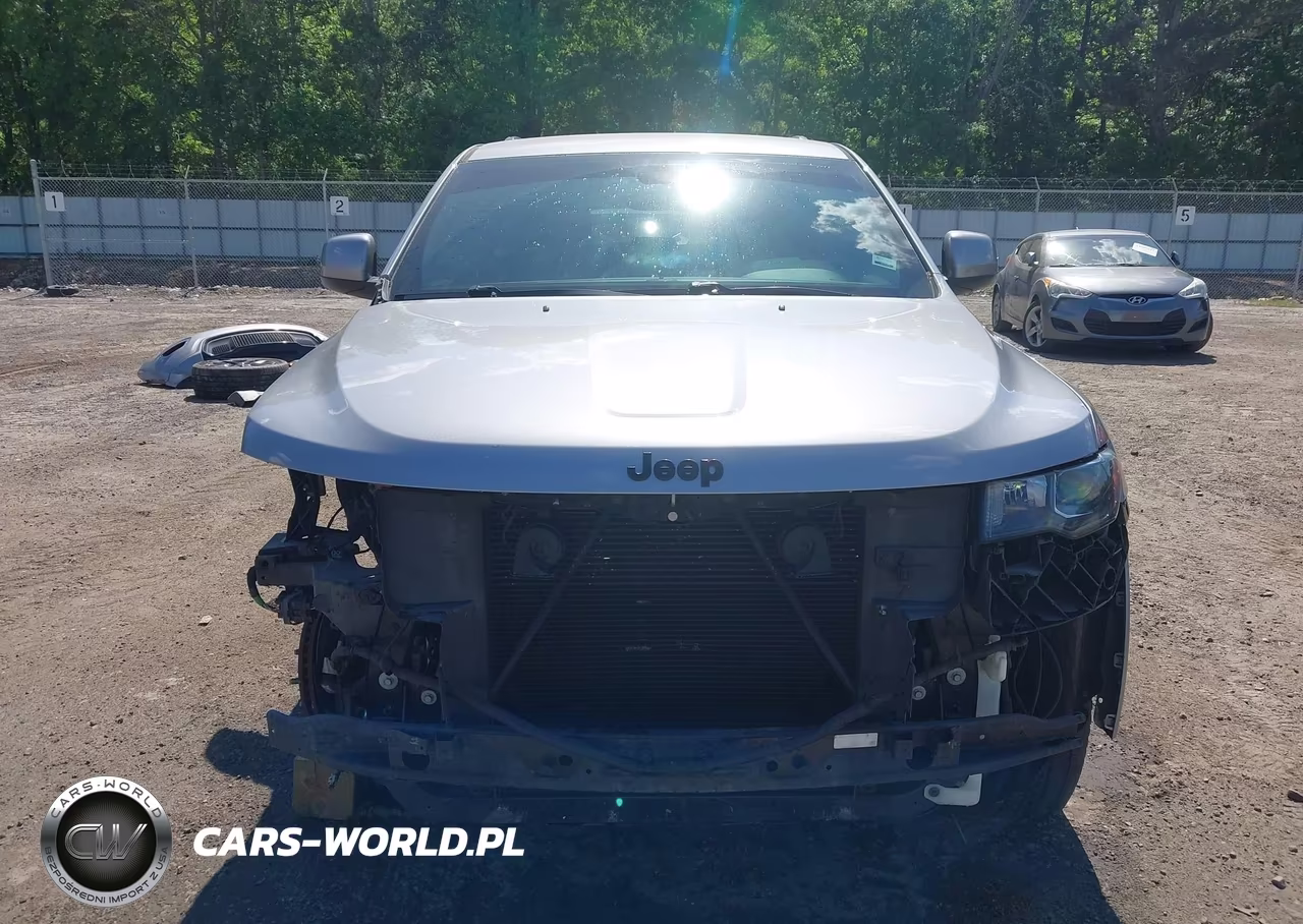 2018 Jeep Grand Cherokee Altitude 4X2 VIN:1C4RJEAG5JC512026 - 13