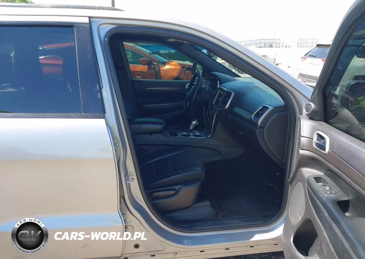 2018 Jeep Grand Cherokee Altitude 4X2 VIN:1C4RJEAG5JC512026 - 5