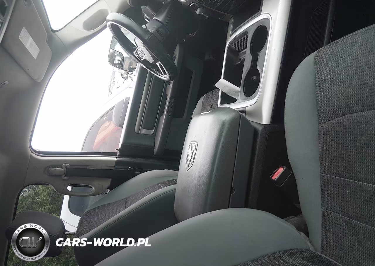 2018 Ram 1500 Slt VIN:1C6RR6LT6JS341079 - 5