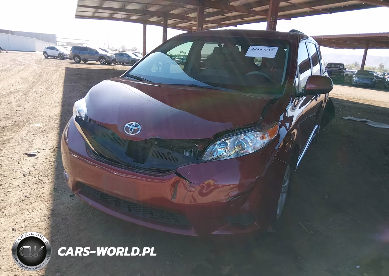 2012 Toyota Sienna Le V6 8 Passenger VIN:5TDKK3DC8CS187806 - 17