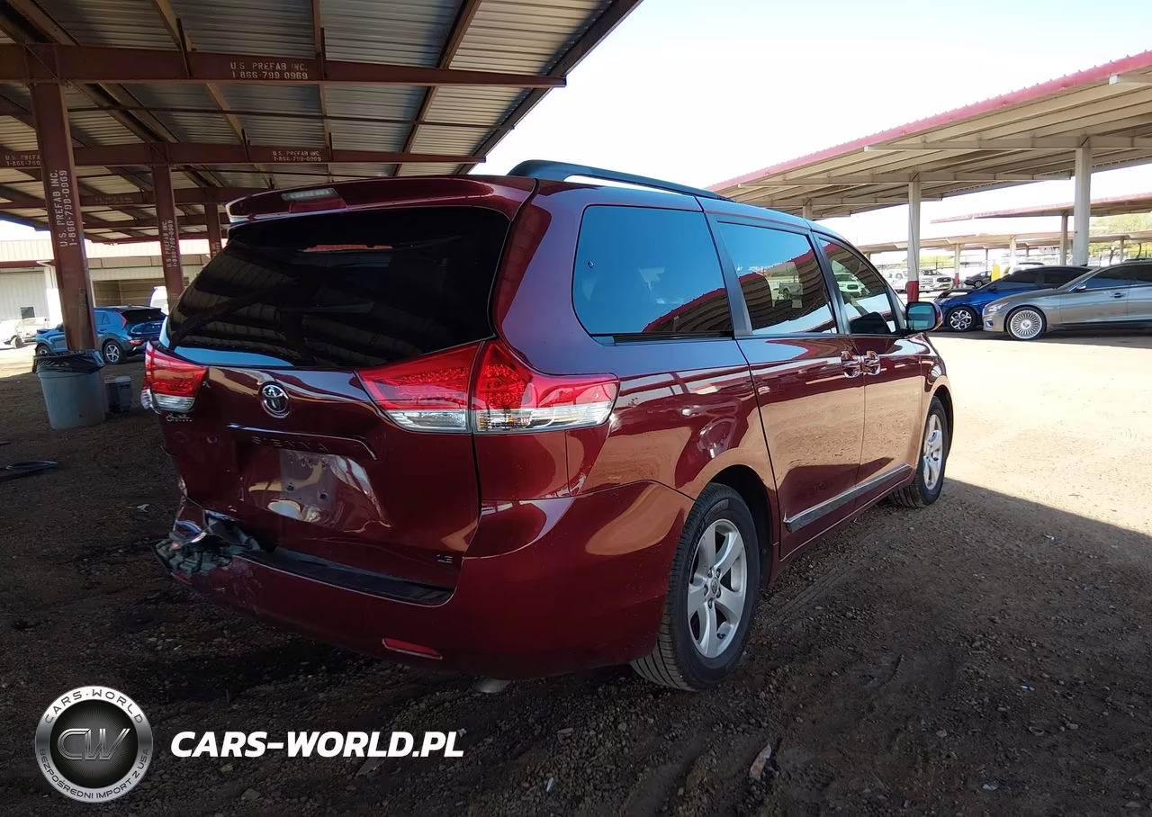 2012 Toyota Sienna Le V6 8 Passenger VIN:5TDKK3DC8CS187806 - 4