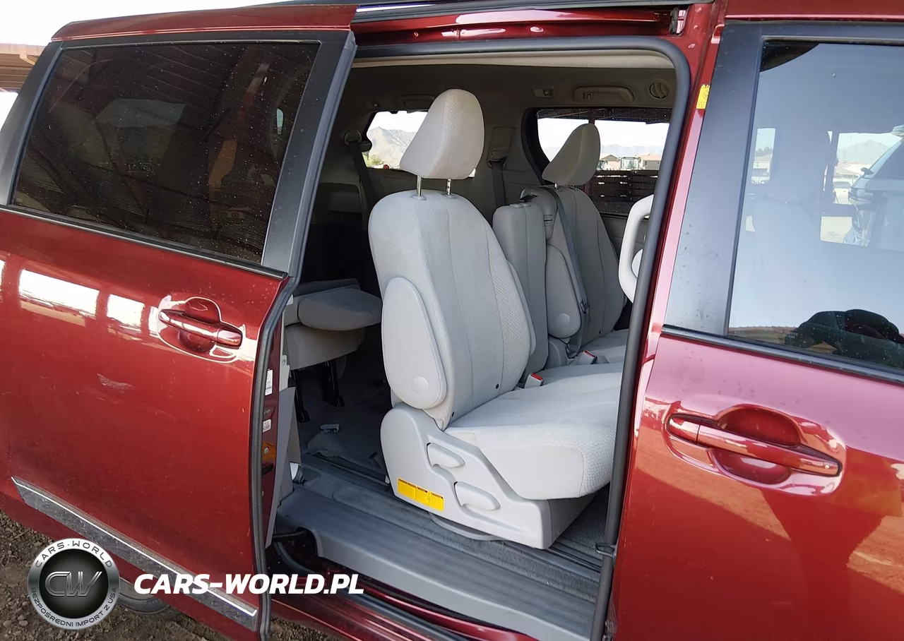 2012 Toyota Sienna Le V6 8 Passenger VIN:5TDKK3DC8CS187806 - 8