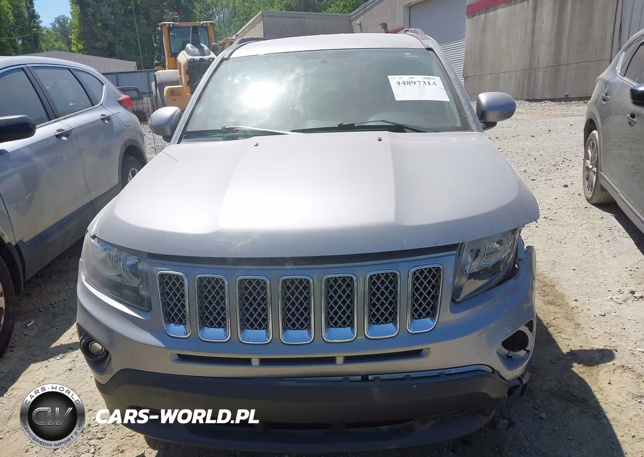 2016 Jeep Compass Latitude VIN:1C4NJCEA5GD619783 - 12