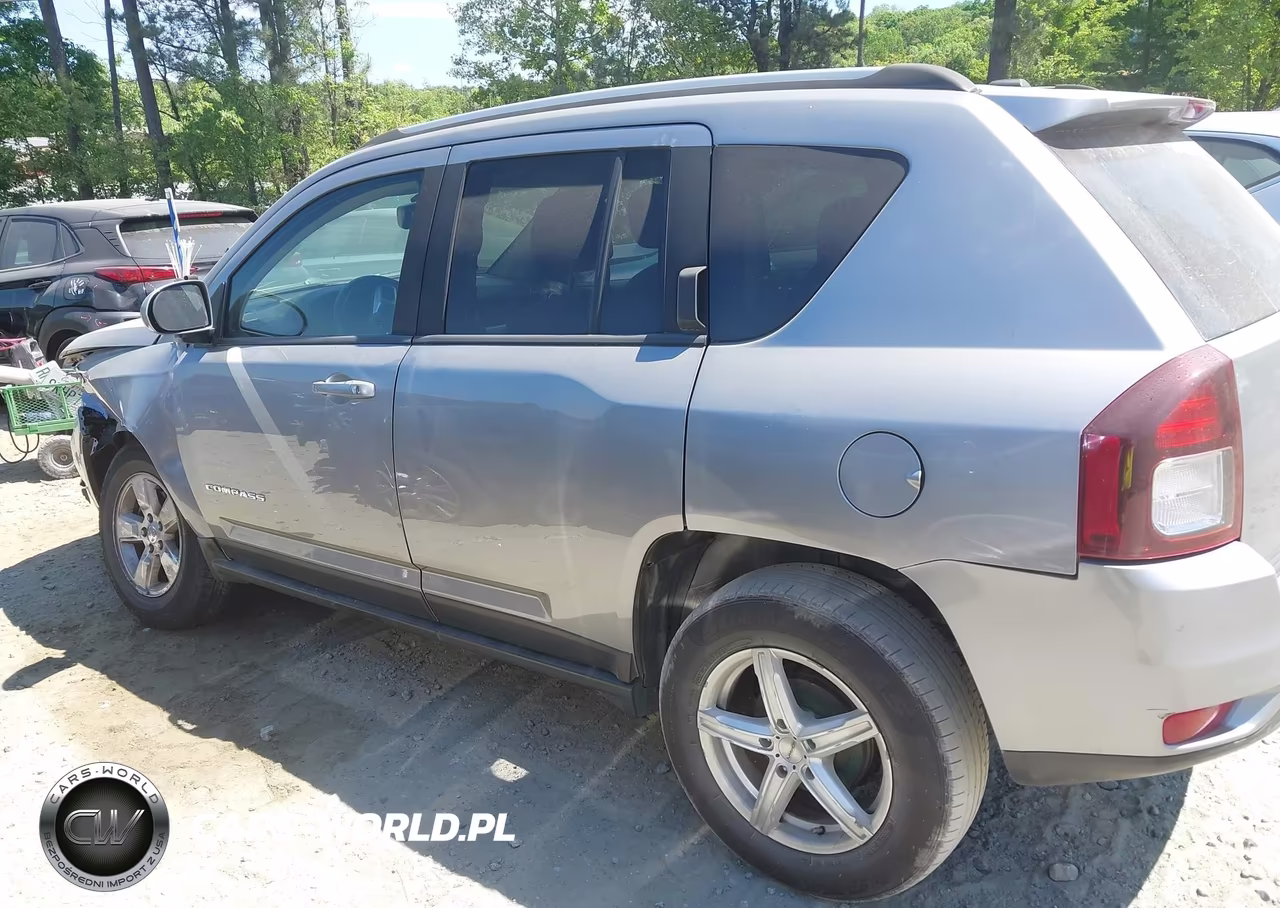 2016 Jeep Compass Latitude VIN:1C4NJCEA5GD619783 - 14