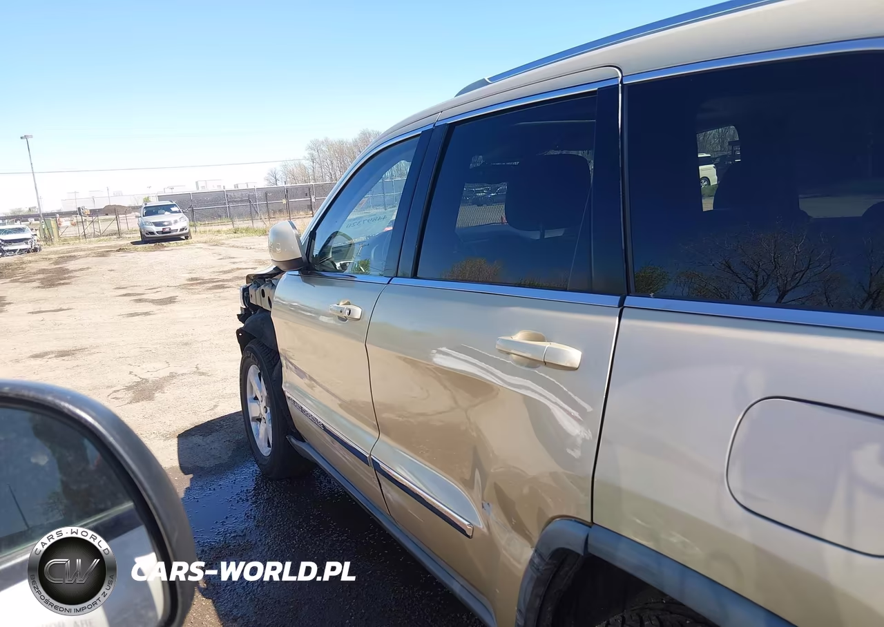 2011 Jeep Grand Cherokee Laredo VIN:1J4RS4GG8BC739494 - 15