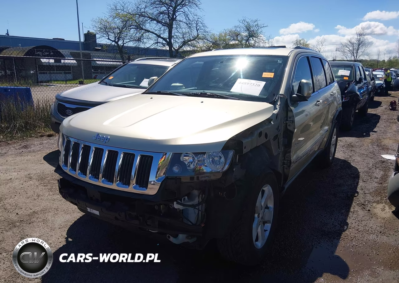 2011 Jeep Grand Cherokee Laredo VIN:1J4RS4GG8BC739494 - 2