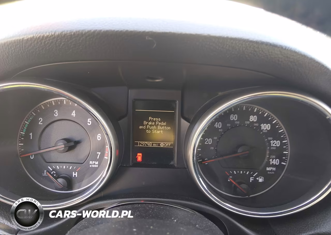 2011 Jeep Grand Cherokee Laredo VIN:1J4RS4GG8BC739494 - 7