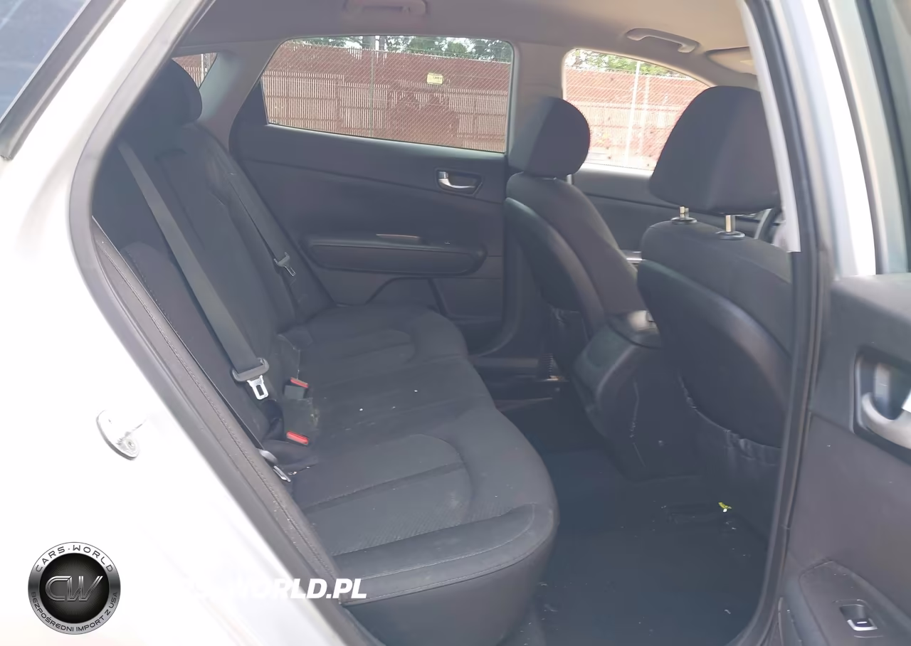 2016 Kia Optima Lx VIN:5XXGT4L30GG074336 - 8