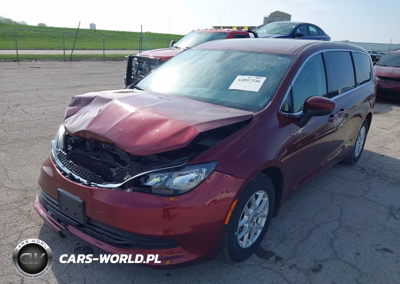 2017 Chrysler Pacifica Touring VIN:2C4RC1DG4HR522174 - 2