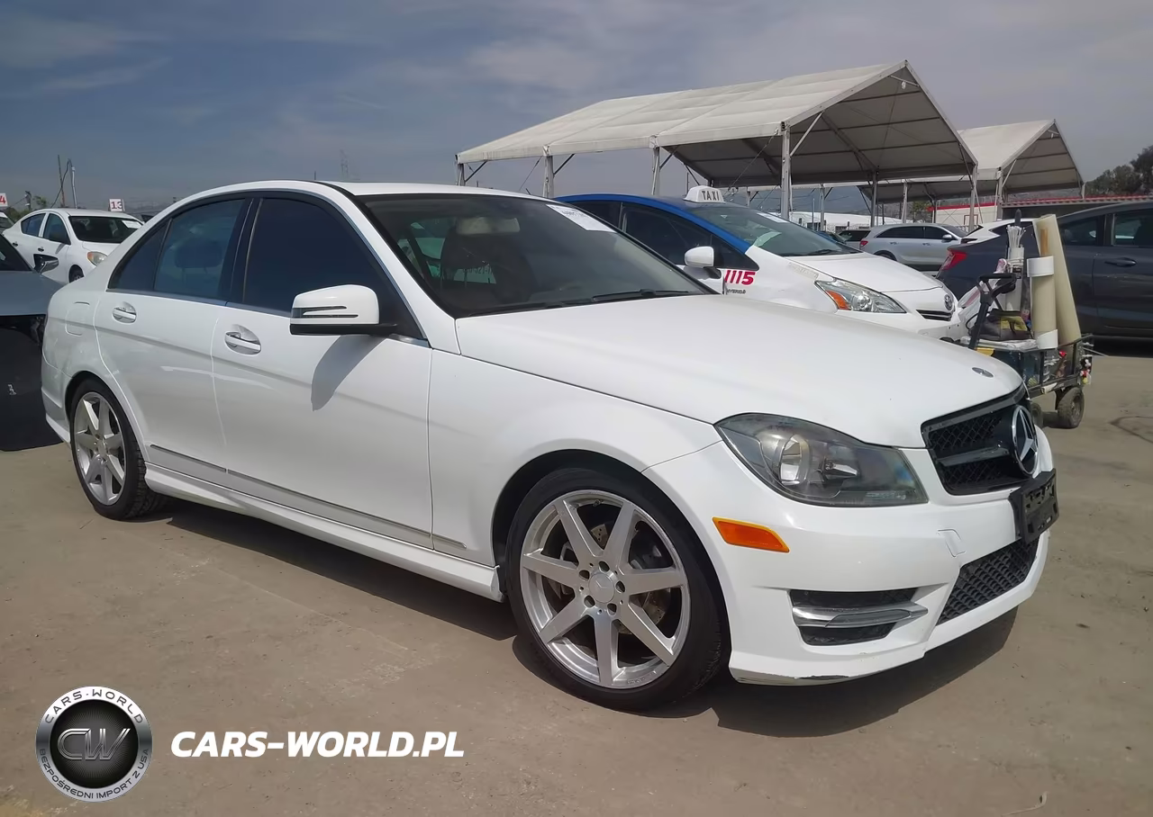 2014 Mercedes-Benz C 250 Sport
