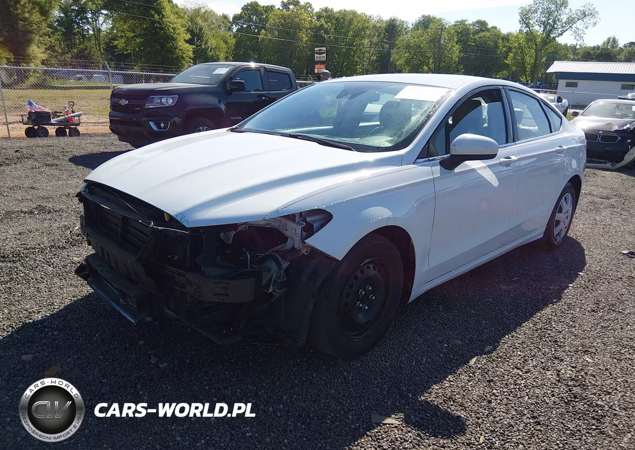 2019 Ford Fusion S VIN:3FA6P0G74KR280118 - 2
