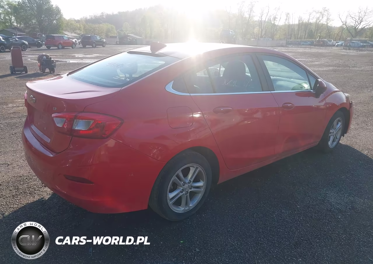 2017 Chevrolet Cruze Lt Auto VIN:1G1BE5SM7H7178345 - 4