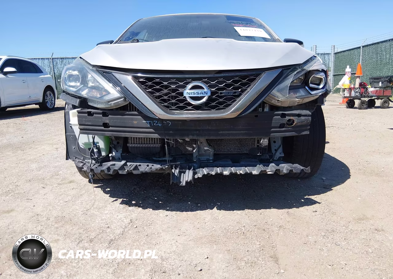 2017 Nissan Sentra Nismo VIN:3N1CB7AP6HY301923 - 6