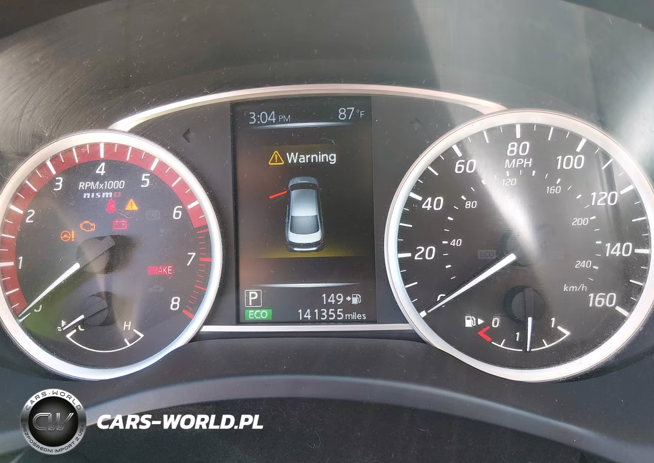 2017 Nissan Sentra Nismo VIN:3N1CB7AP6HY301923 - 7