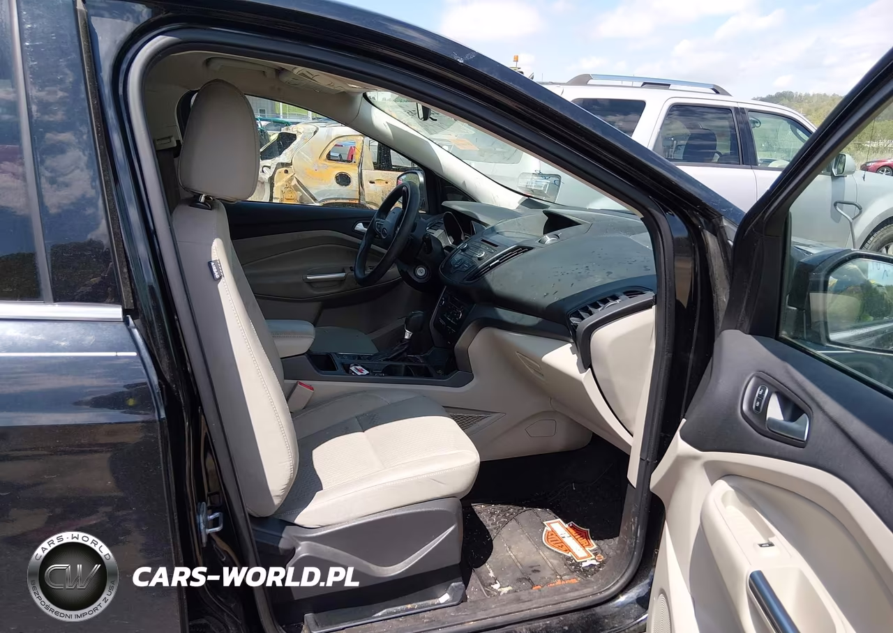 2017 Ford Escape Se VIN:1FMCU9GD2HUC08766 - 5