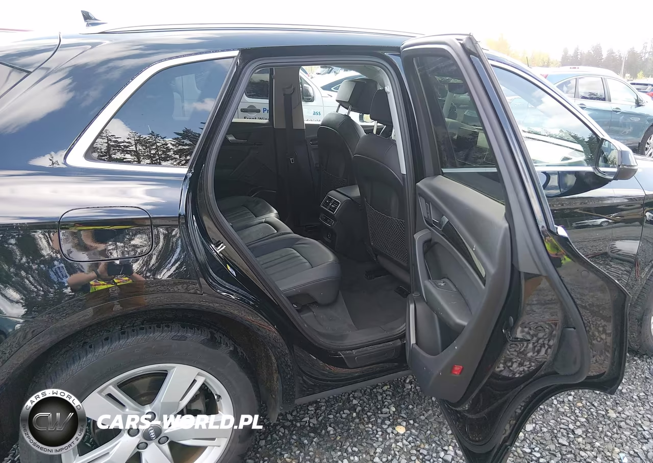 2019 Audi Q5 45 Premium VIN:WA1ANAFY9K2132524 - 8