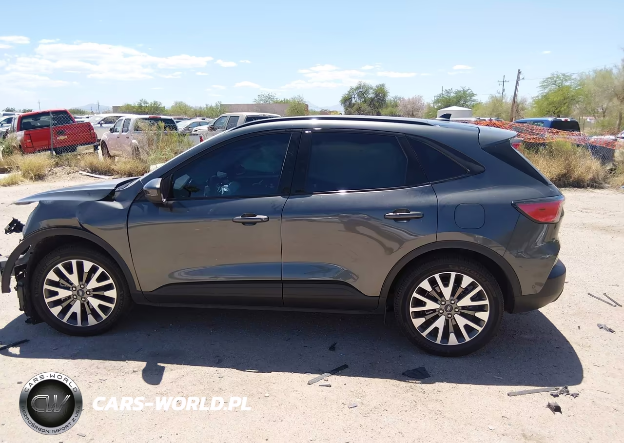 2020 Ford Escape Titanium Hybrid VIN:1FMCU0DZ5LUB12778 - 14