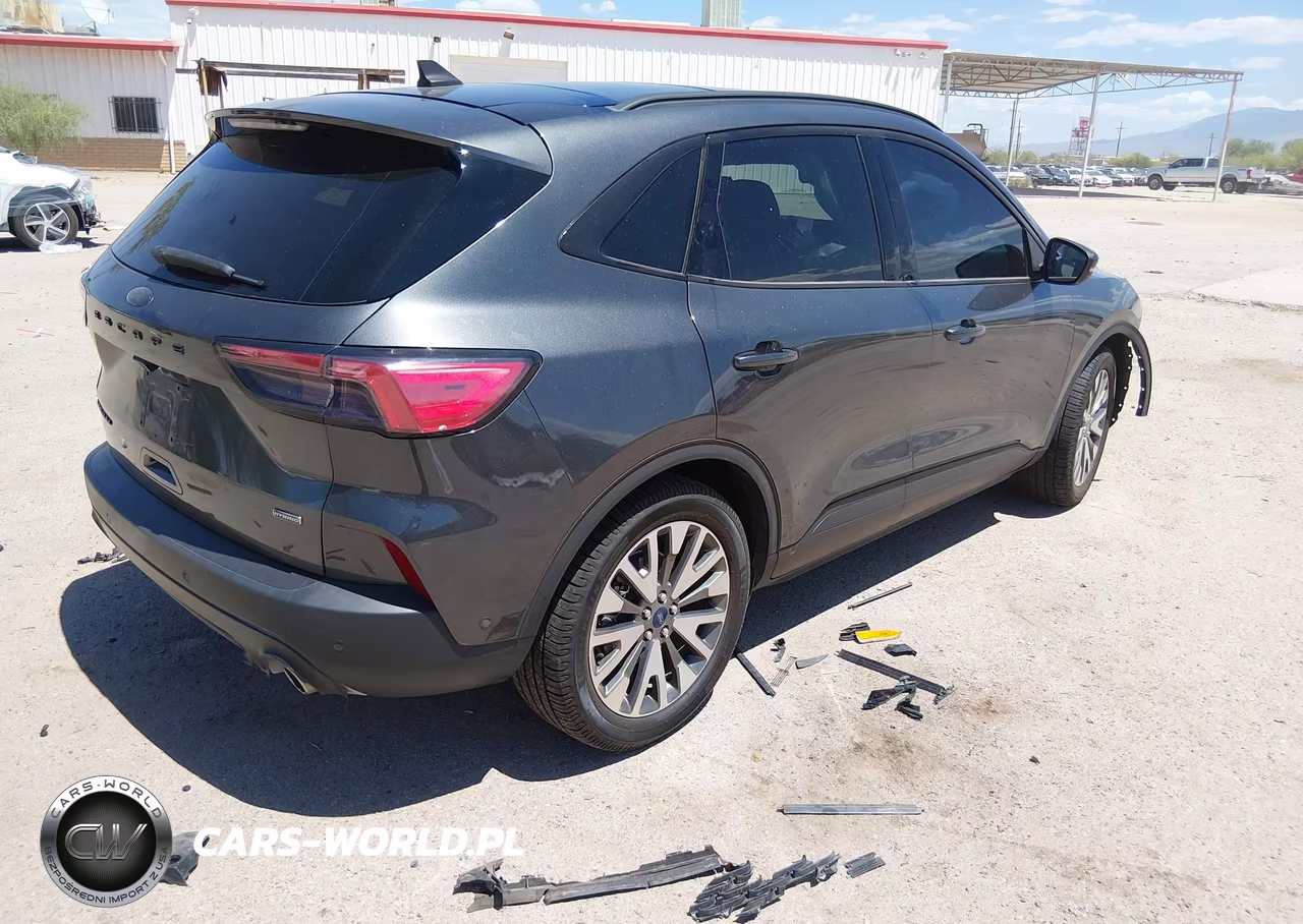 2020 Ford Escape Titanium Hybrid VIN:1FMCU0DZ5LUB12778 - 4