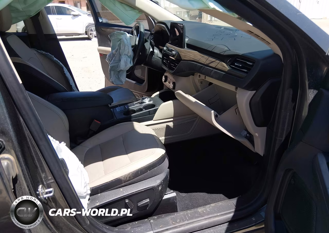 2020 Ford Escape Titanium Hybrid VIN:1FMCU0DZ5LUB12778 - 5