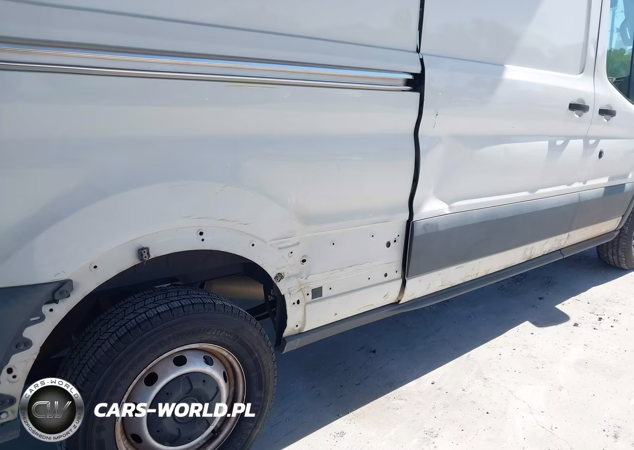 2018 Ford Transit-250 VIN:1FTYR2CMXJKA72168 - 17