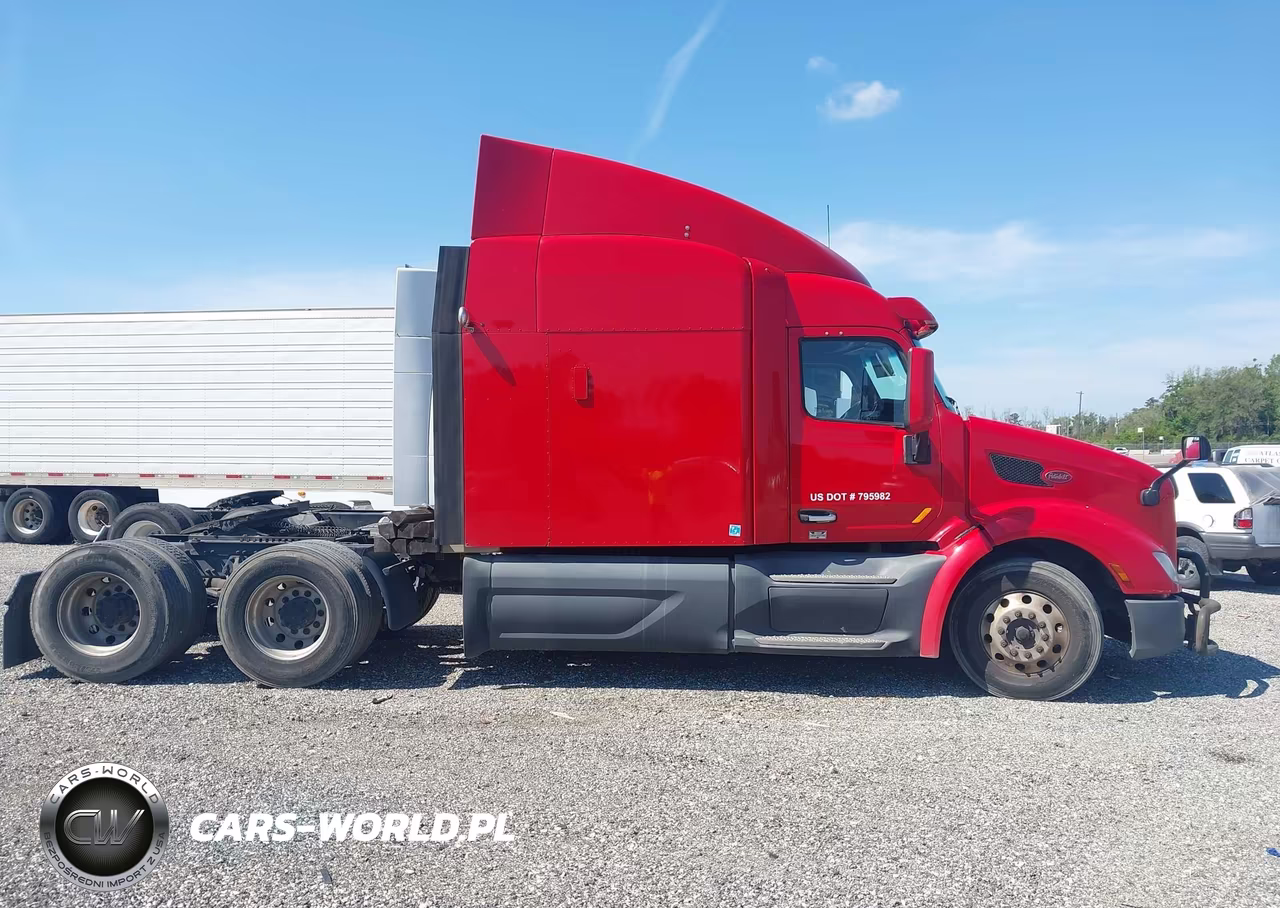 2019 Peterbilt 579 VIN:1XPBD49X7KD628569 - 17