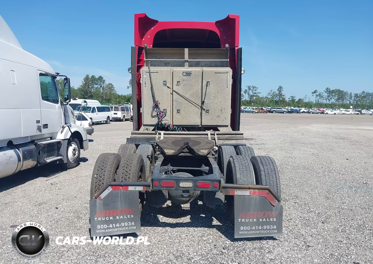 2019 Peterbilt 579 VIN:1XPBD49X7KD628569 - 19