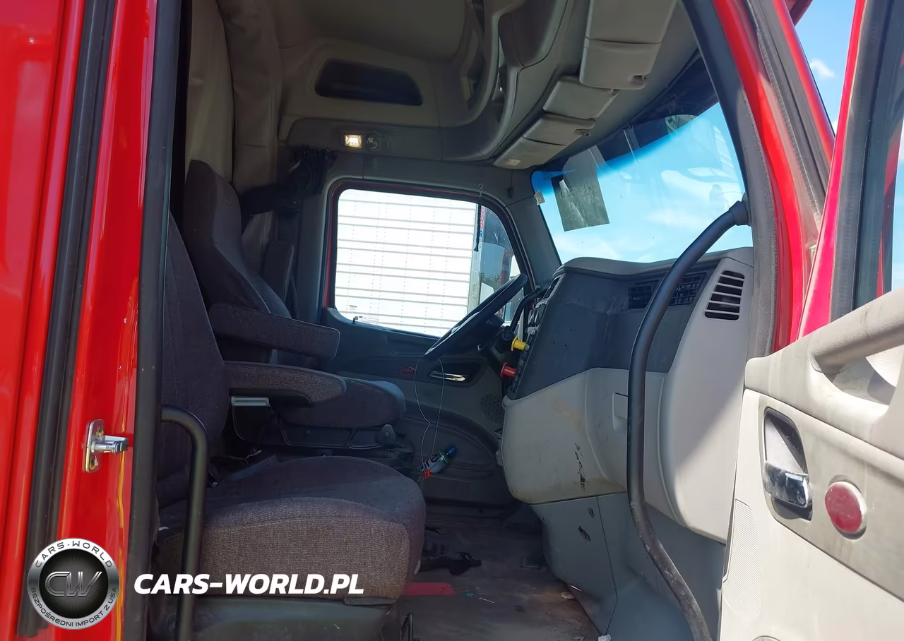 2019 Peterbilt 579 VIN:1XPBD49X7KD628569 - 7