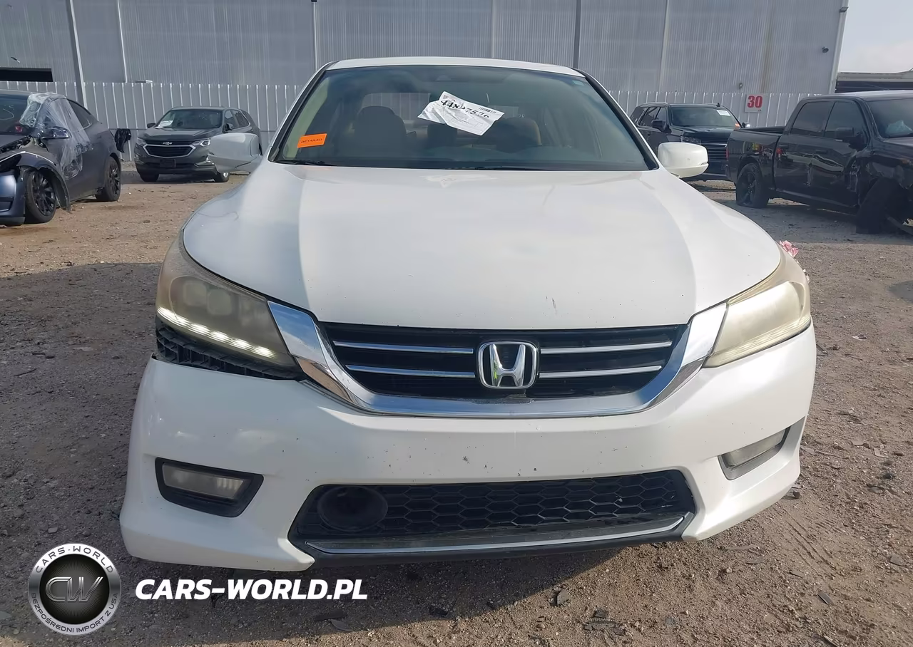 2015 Honda Accord Touring VIN:1HGCR3F92FA004078 - 13