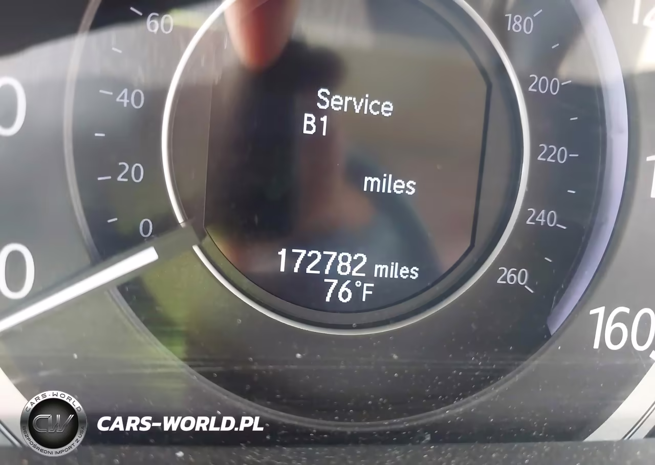 2015 Honda Accord Touring VIN:1HGCR3F92FA004078 - 16