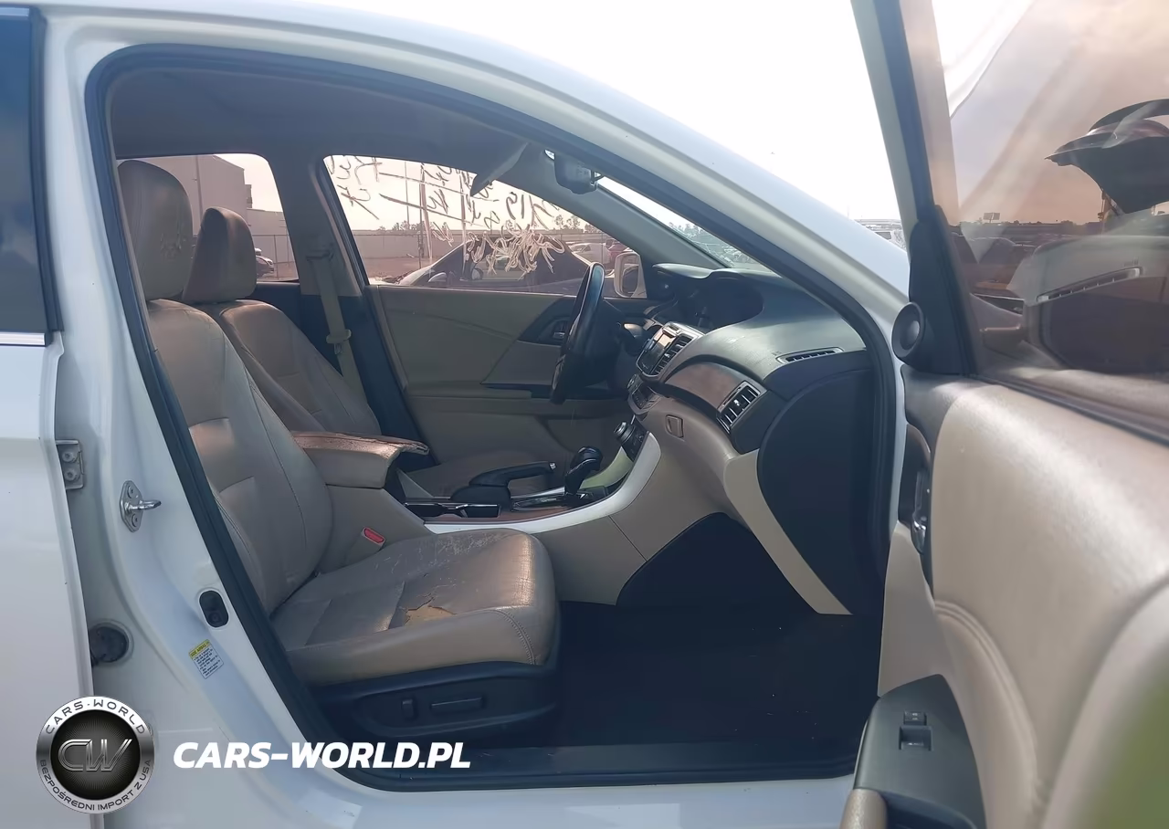2015 Honda Accord Touring VIN:1HGCR3F92FA004078 - 5