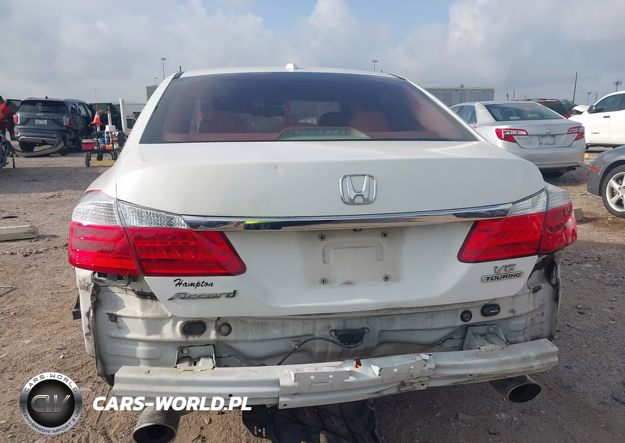 2015 Honda Accord Touring VIN:1HGCR3F92FA004078 - 6