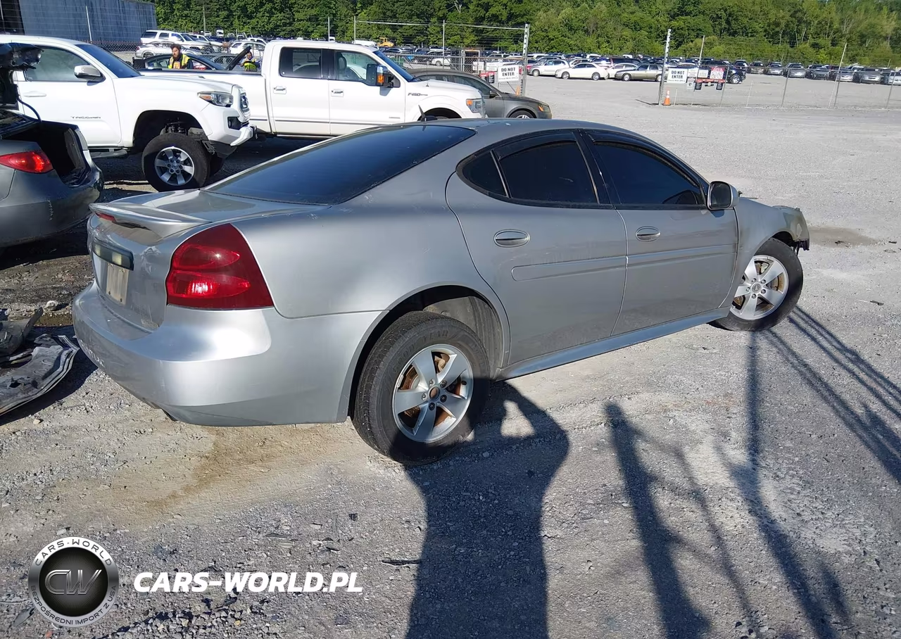 2007 Pontiac Grand Prix VIN:2G2WP552X71181706 - 4